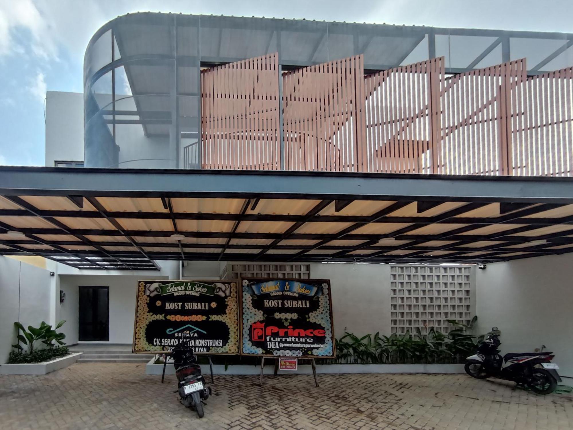 Urbanview Hotel Subali Purwokerto Exterior photo